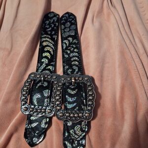 Cowhide Glitter Spur Straps